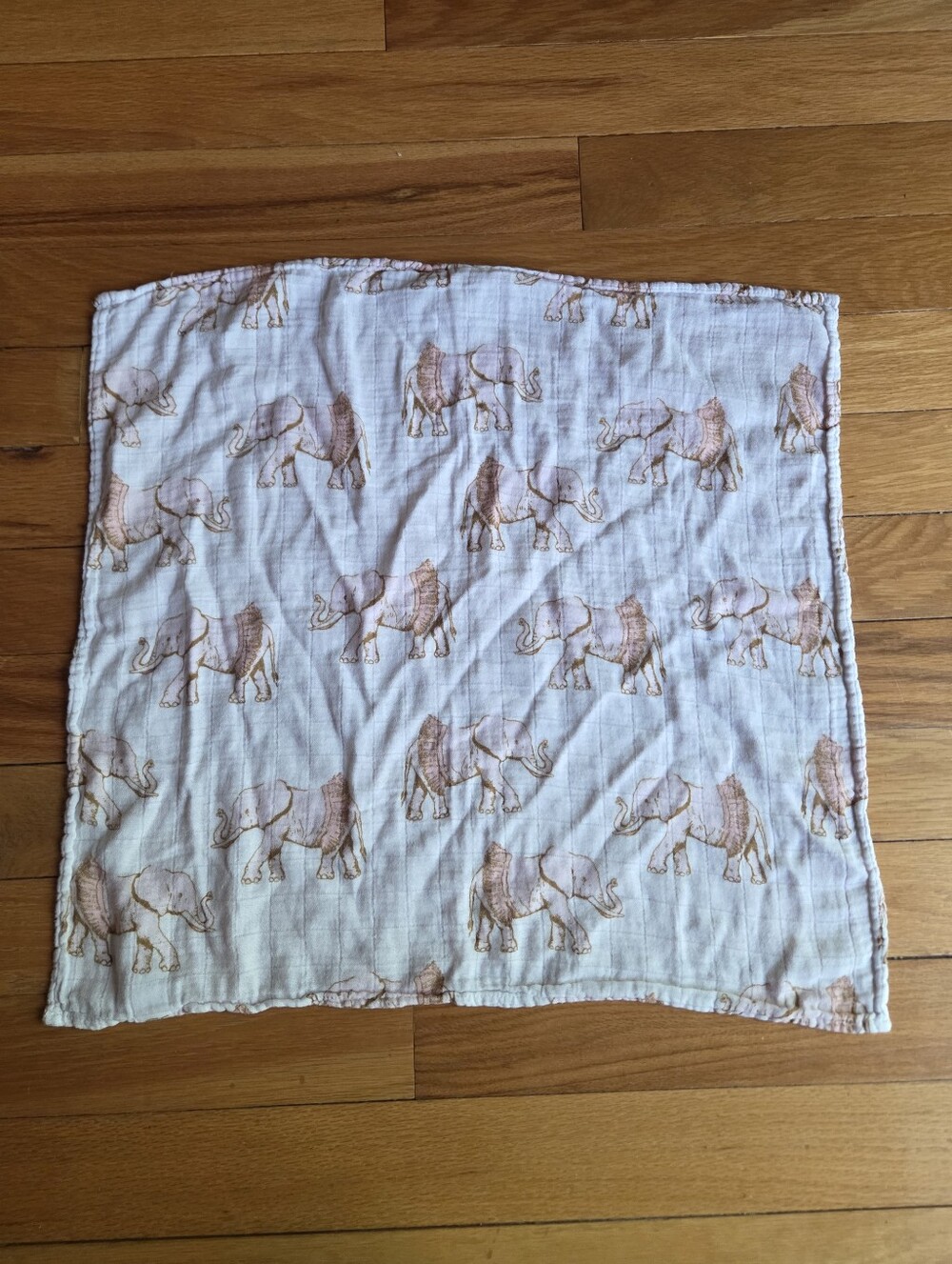 Milkbarn Pink and White Elephant Print Muslin Blanket